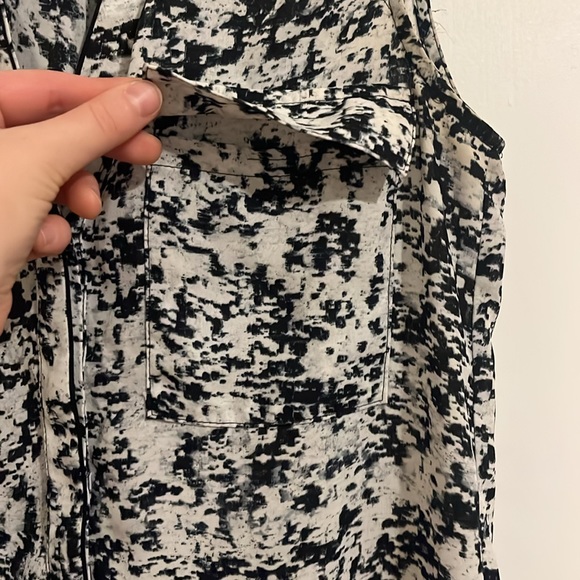 H&M Conscious white & black tank top, women’s size 2 - Picture 5 of 6